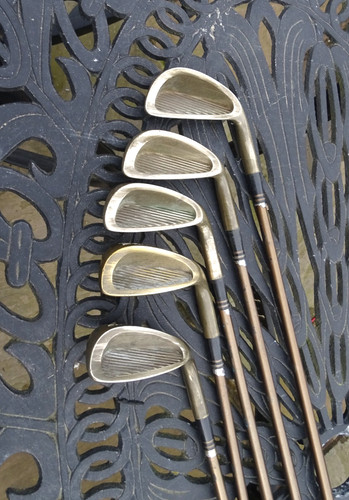 Set ladies slotline - 1/2,